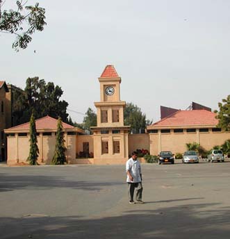 sindh_club_tower_clock_karachi