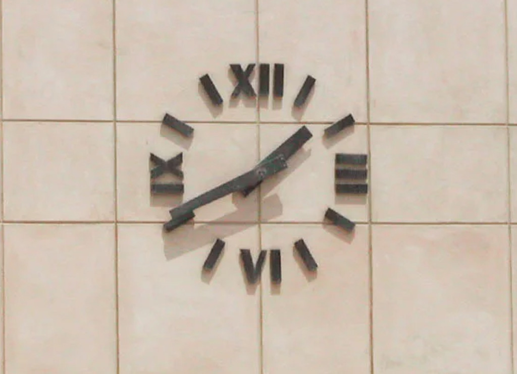 Foundation-Public-School-Wall-Clock-5